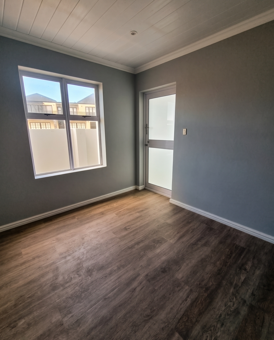 2 Bedroom Property for Sale in Struisbaai Western Cape